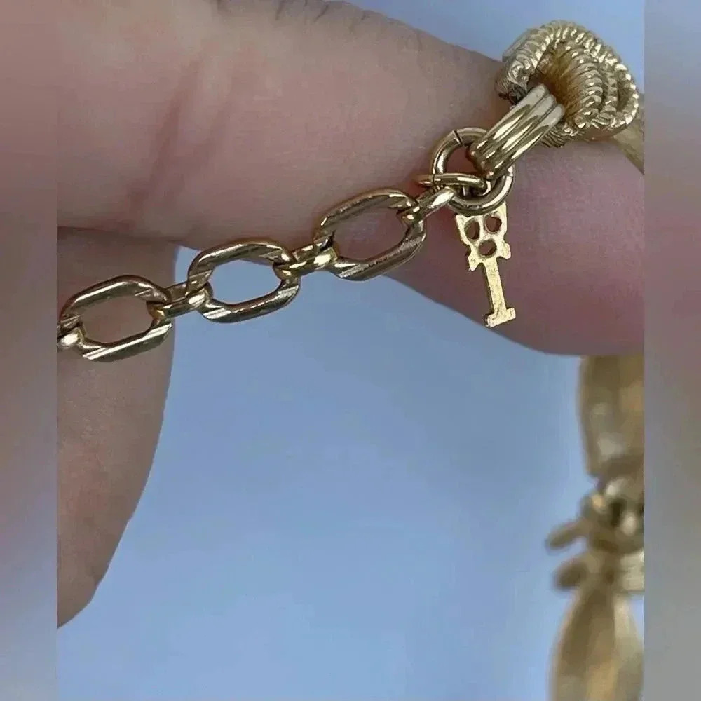 TRIFARI vintage necklace - Picture 11 of 12